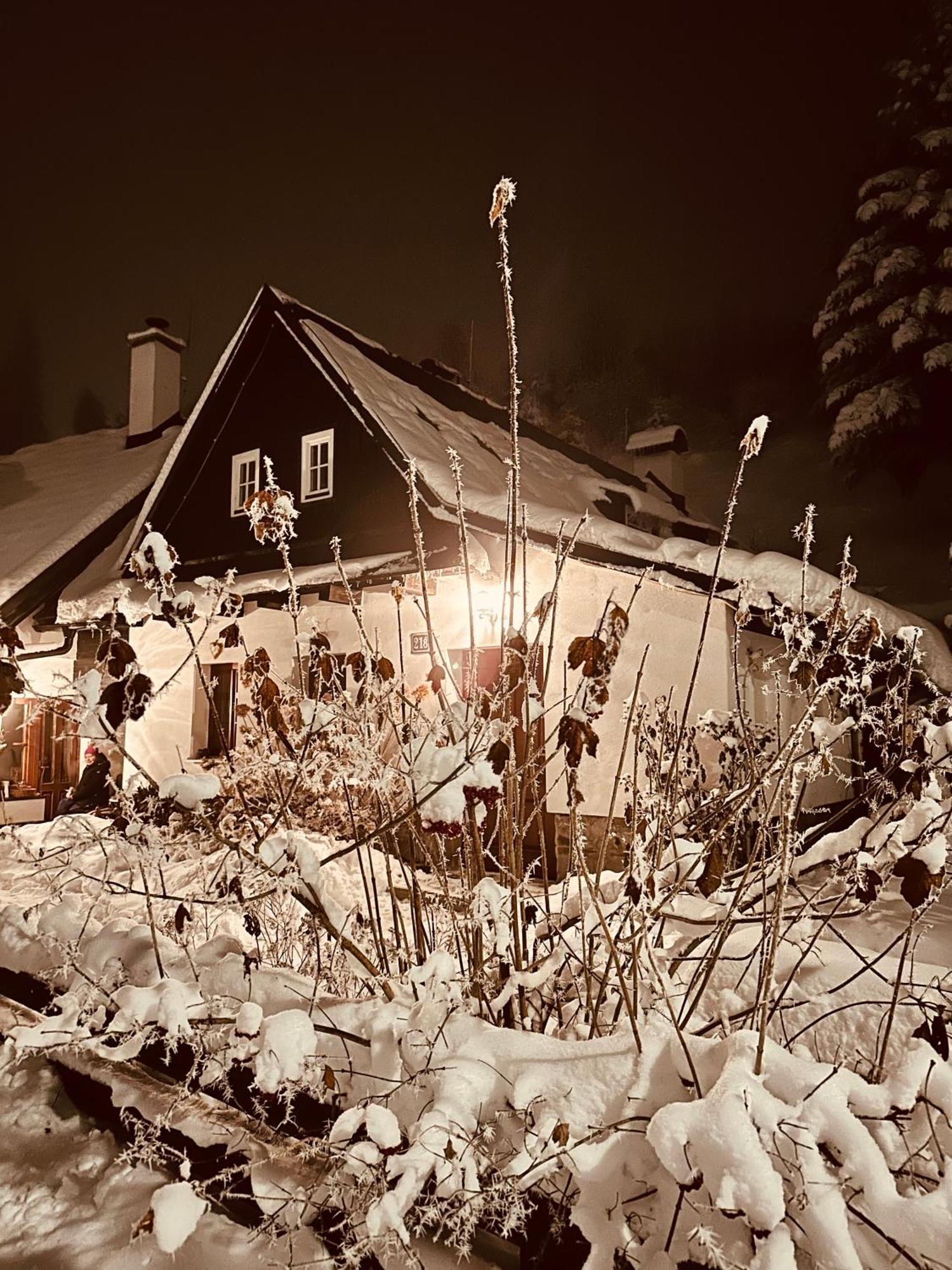 ドノヴァリ Rozpravkovy Domcek Zvoncekヴィラ エクステリア 写真