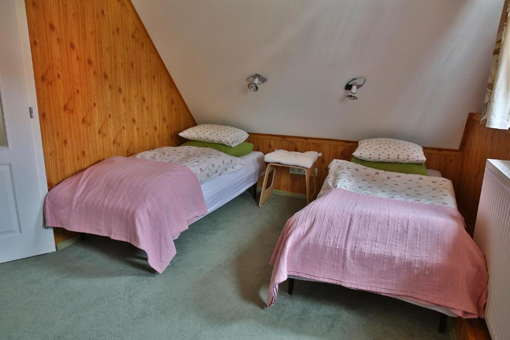ドノヴァリ Rozpravkovy Domcek Zvoncekヴィラ 部屋 写真