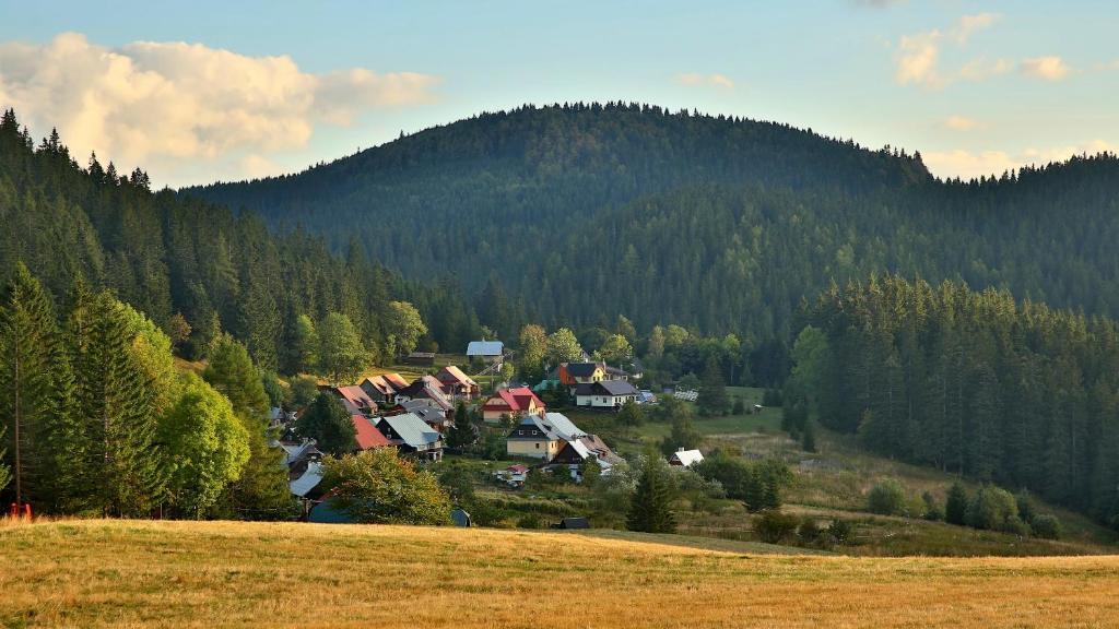 ドノヴァリ Rozpravkovy Domcek Zvoncekヴィラ エクステリア 写真